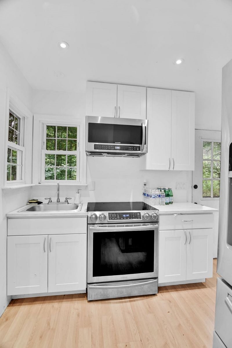 Furnished Finder property 475234_1 photo 2