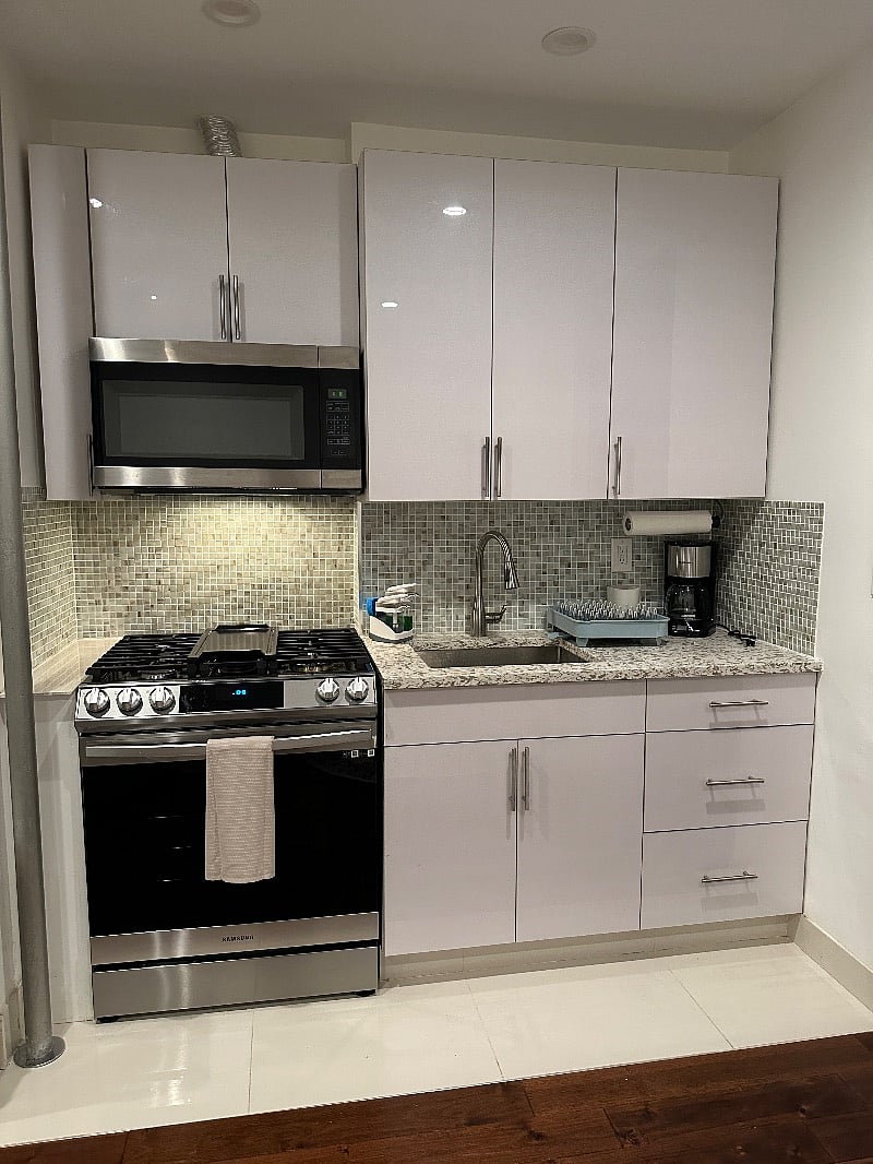 Kitchen with smart stove