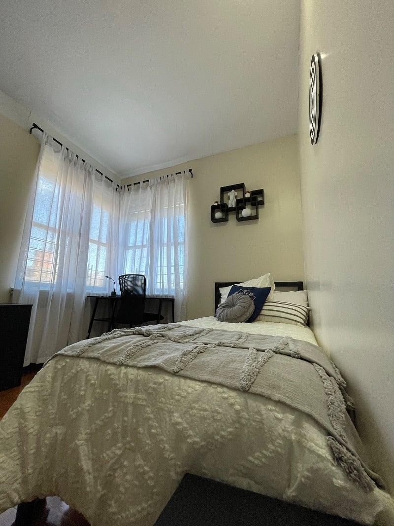 Furnished Finder property 475272_2 photo 3