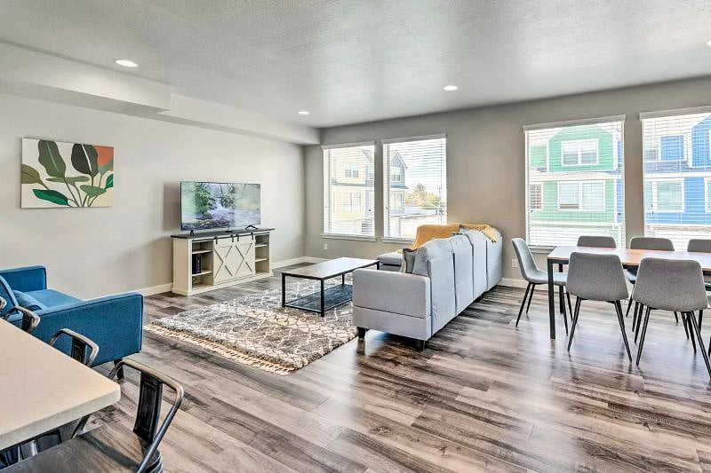 Furnished Finder property 475298_1 photo 3