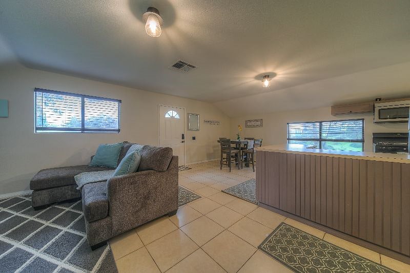 Furnished Finder property 475358_2 photo 10