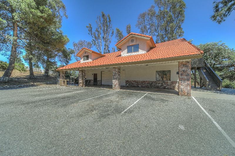 Furnished Finder property 475358_4 photo 5