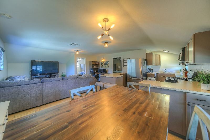 Furnished Finder property 475358_4 photo 8