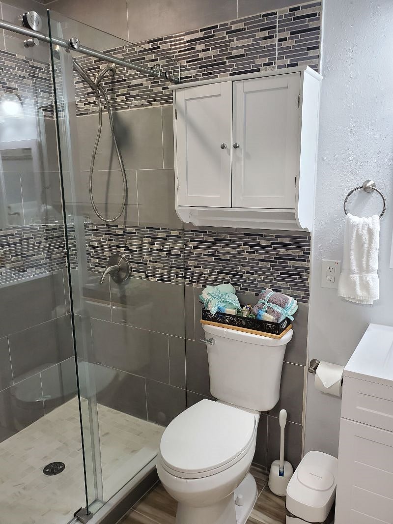 Furnished Finder property 475436_1 photo 4