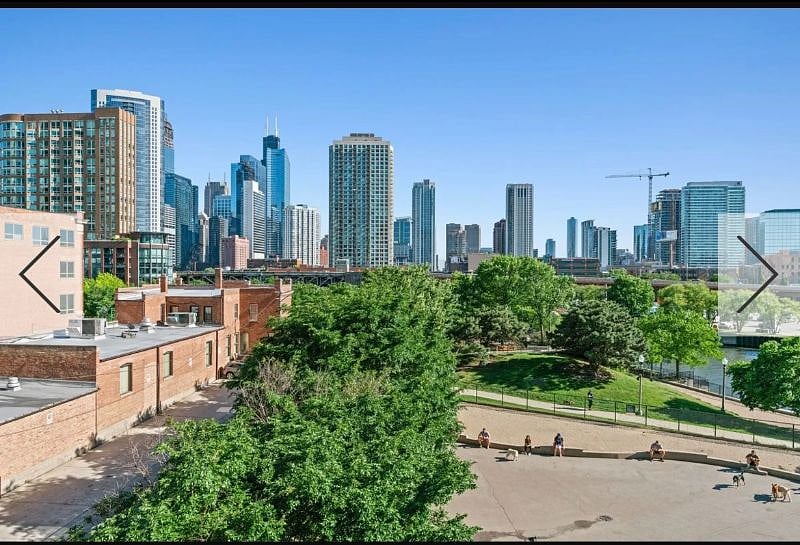 Lush park, city skyline & river views with walks available along the river. This is exactly your view from sitting on the balcony or from inside the kitchen (and living room) 