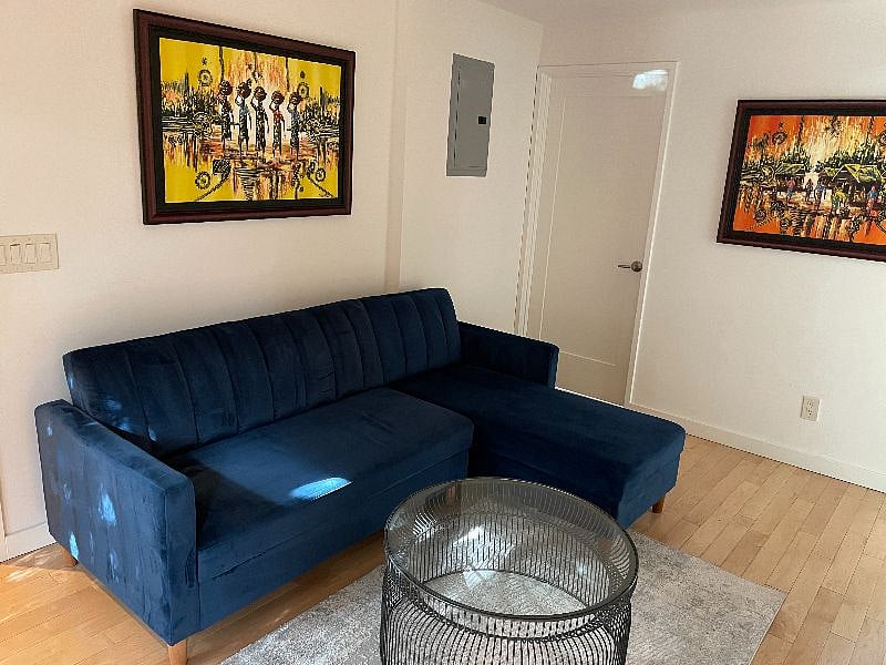Spacious living room