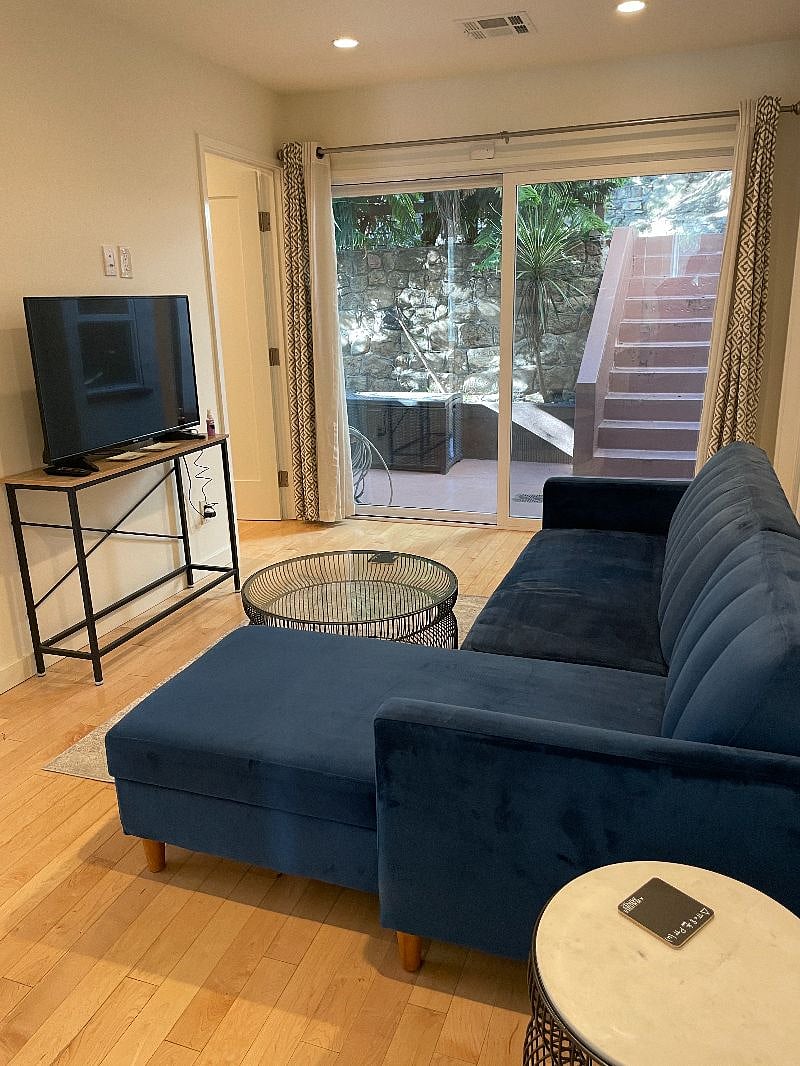 Furnished Finder property 475587_1 photo 8