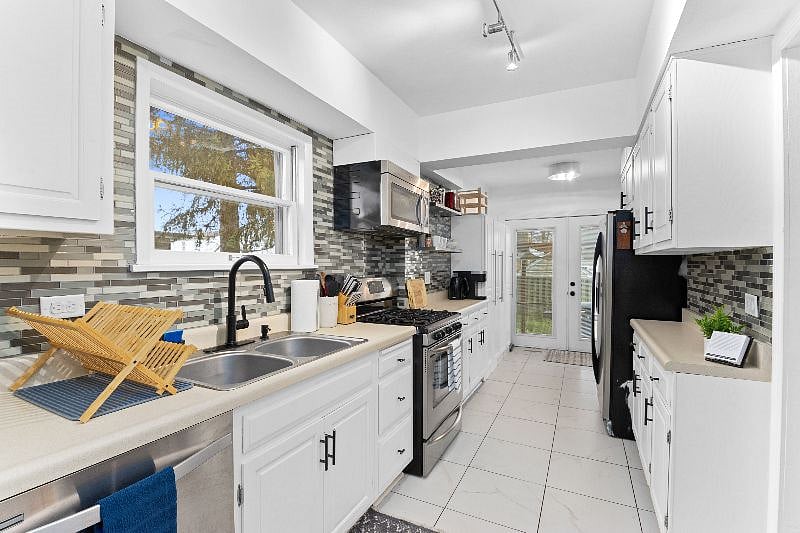 Furnished Finder property 475615_1 photo 3