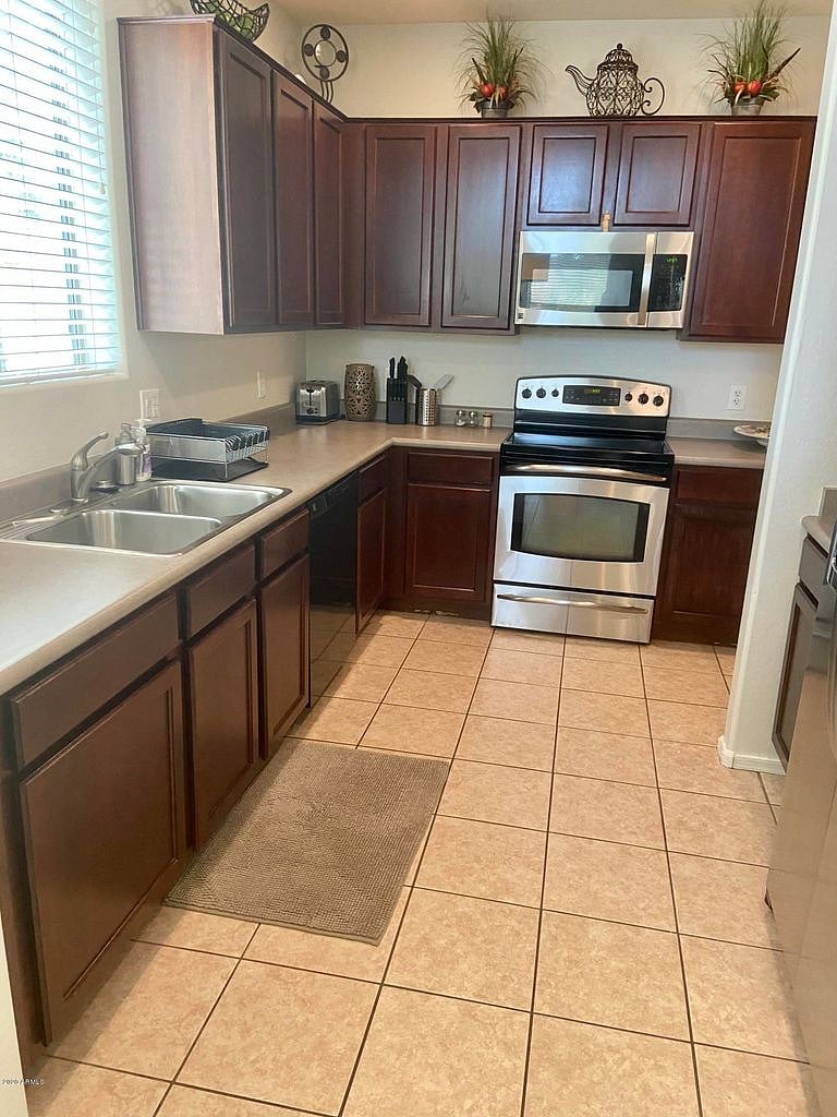 Furnished Finder property 475630_1 photo 3