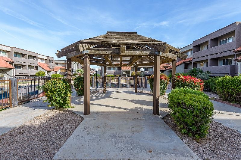 Furnished Finder property 475665_1 photo 25