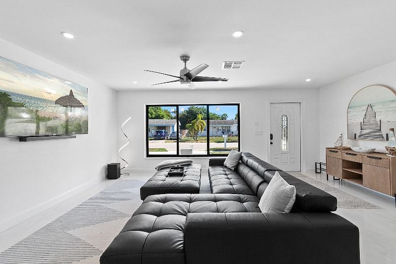 Furnished Finder property 475708_1 photo 19