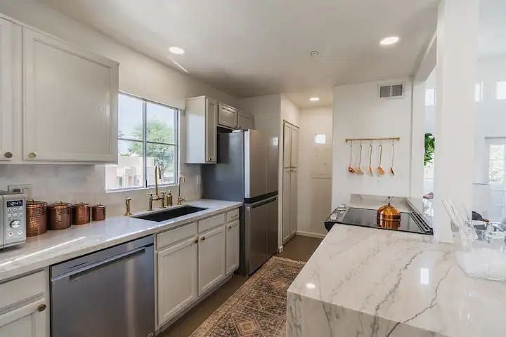Furnished Finder property 475720_1 photo 9
