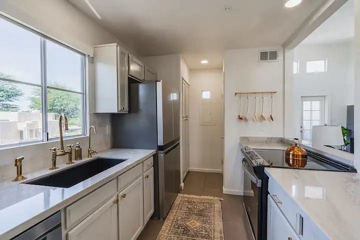 Furnished Finder property 475720_1 photo 10