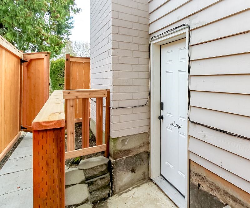 Private and keyless entry