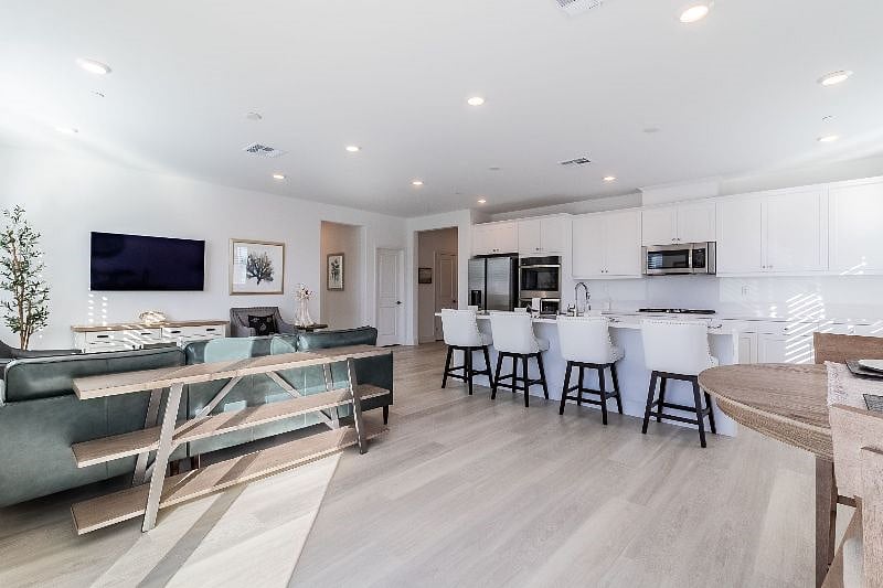 Furnished Finder property 475731_1 photo 24