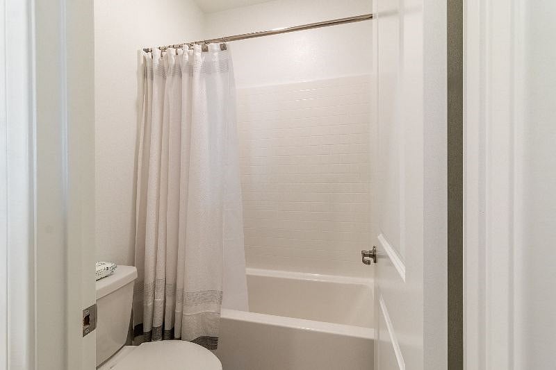 Furnished Finder property 475731_1 photo 12