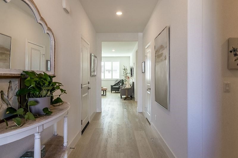 Furnished Finder property 475731_1 photo 6