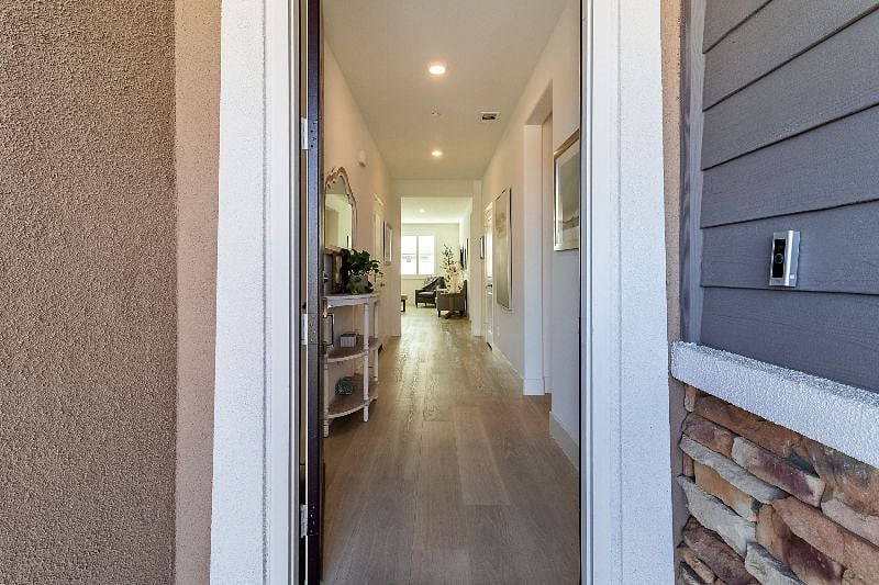 Furnished Finder property 475731_1 photo 5
