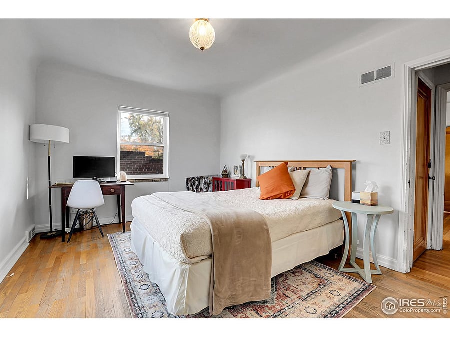 Secondary Bedroom/Office
