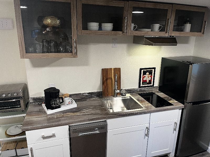 Furnished Finder property 475883_1 photo 5
