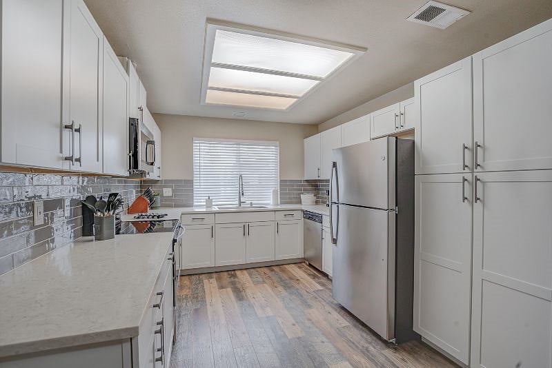 Furnished Finder property 475891_1 photo 8
