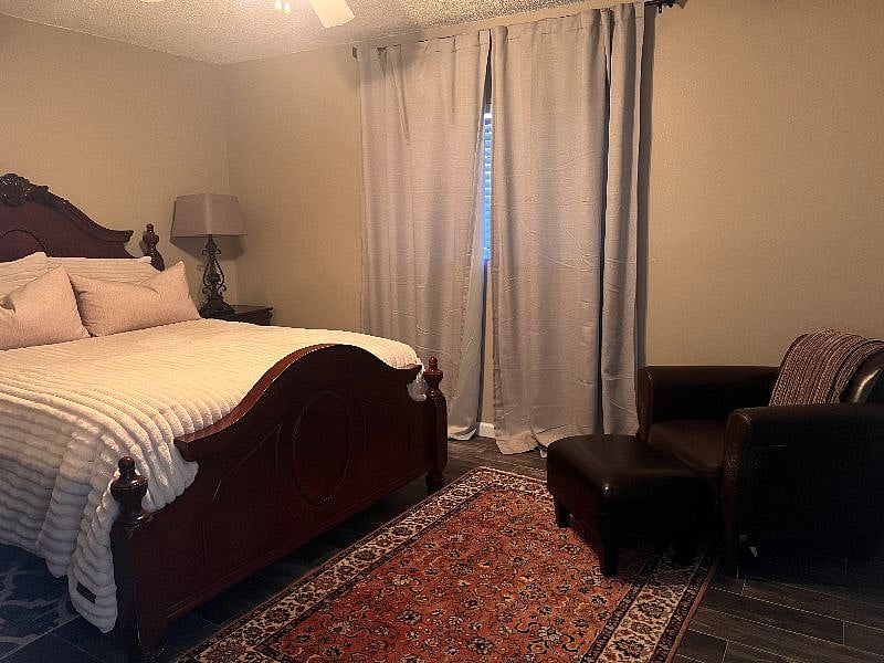 Furnished Finder property 476003_1 photo 15