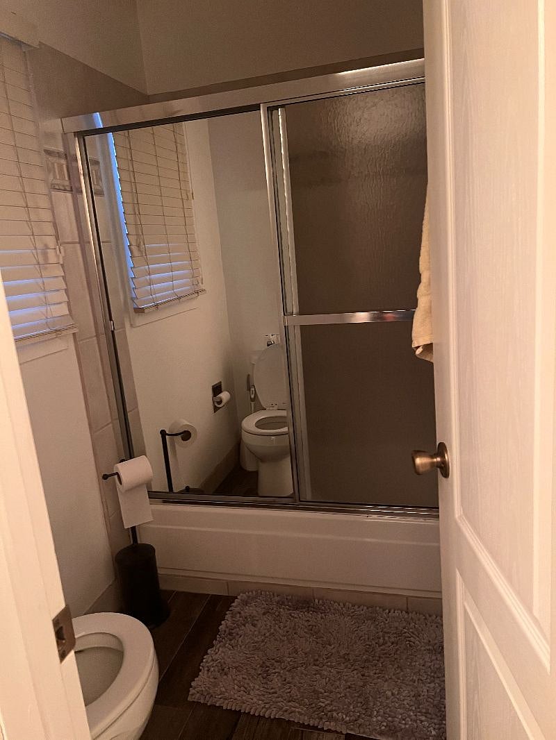 Furnished Finder property 476003_1 photo 17