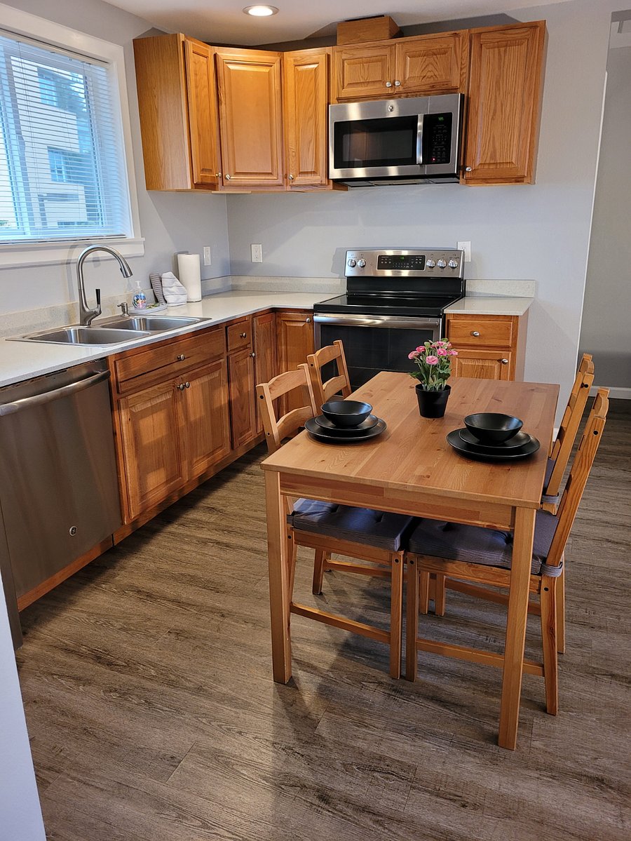Furnished Finder property 476059_1 photo 3