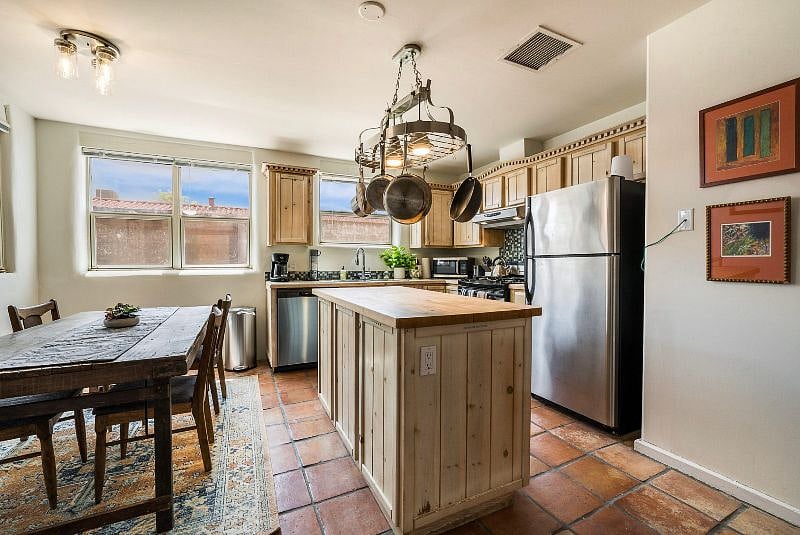 Furnished Finder property 476245_1 photo 4