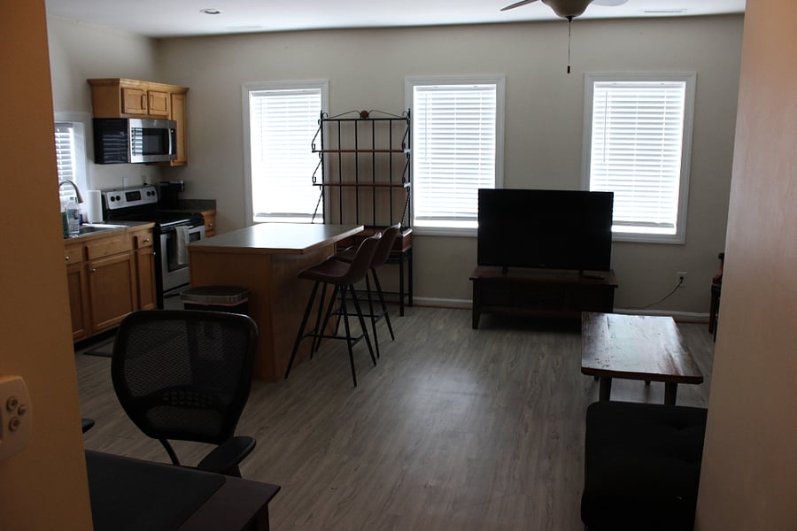 Furnished Finder property 476300_2 photo 3