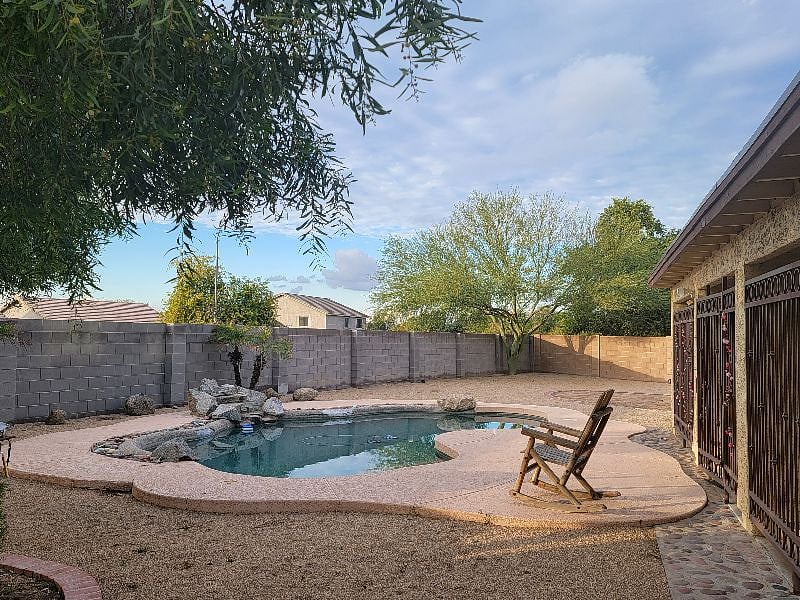Furnished Finder property 476443_1 photo 1