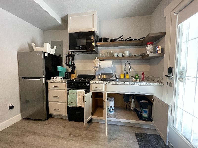 Furnished Finder property 476550_1 photo 15