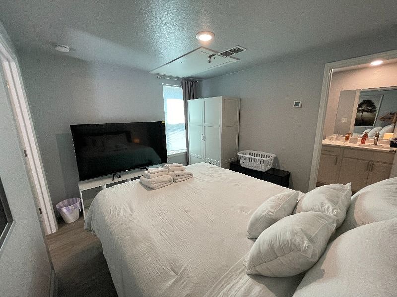 Furnished Finder property 476550_1 photo 45