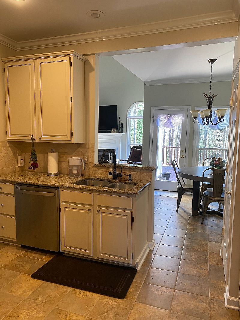 Furnished Finder property 476713_1 photo 11