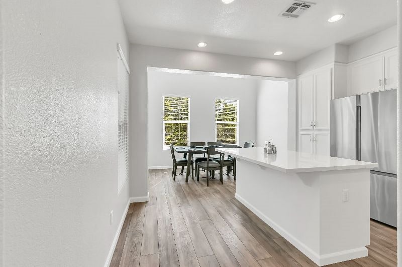 Furnished Finder property 476738_1 photo 11