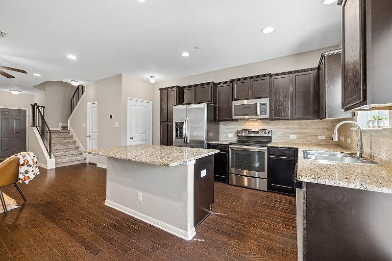 Furnished Finder property 476920_1 photo 8