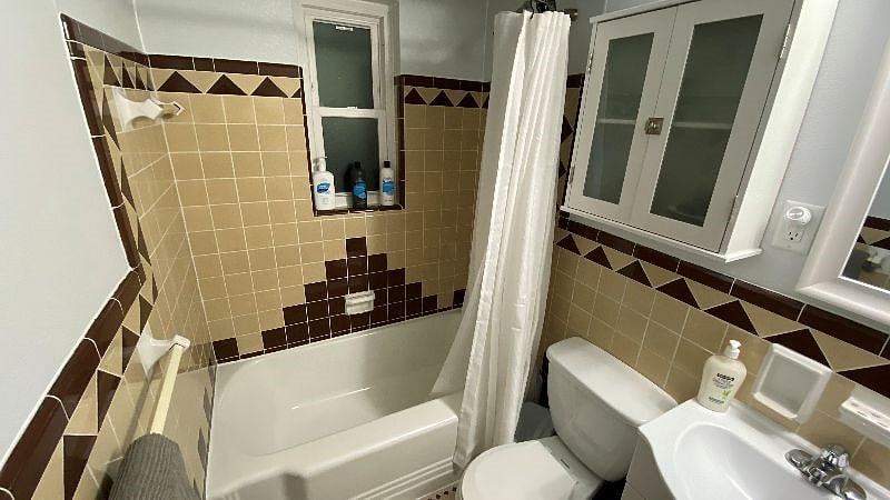 Furnished Finder property 476960_1 photo 15