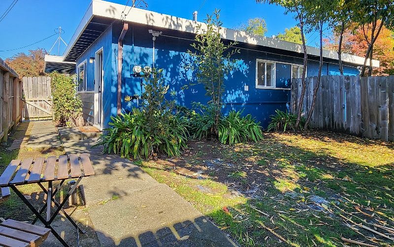 Furnished Finder property 477100_1 photo 13