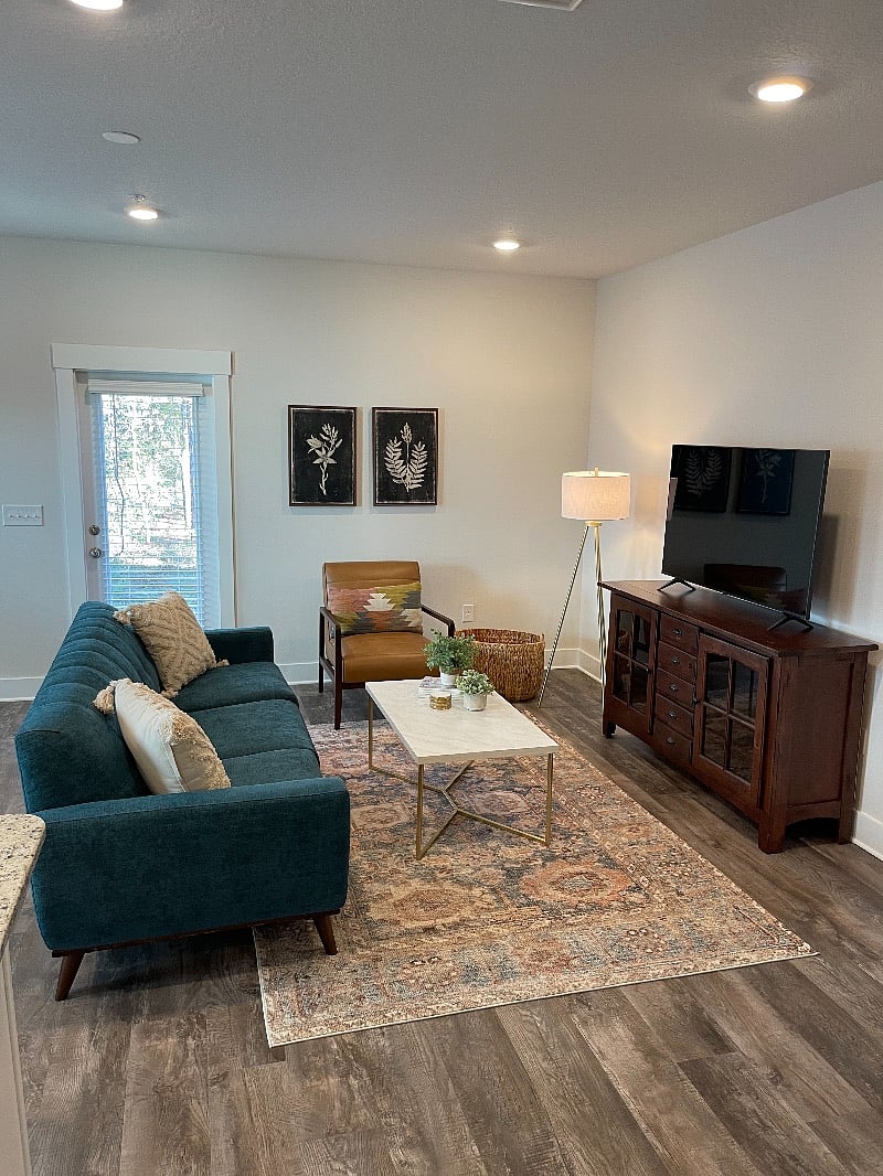 Furnished Finder property 477130_1 photo 3