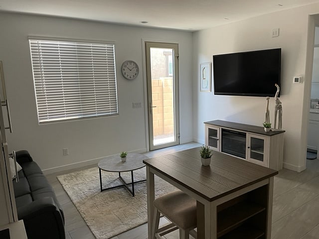 Furnished Finder property 477207_2 photo 5