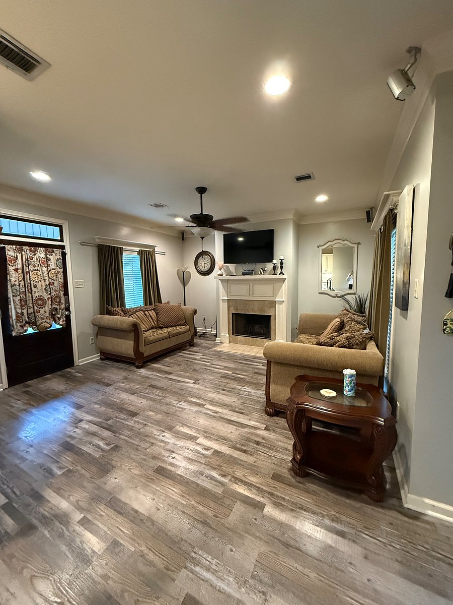 Furnished Finder property 477210_1 photo 2