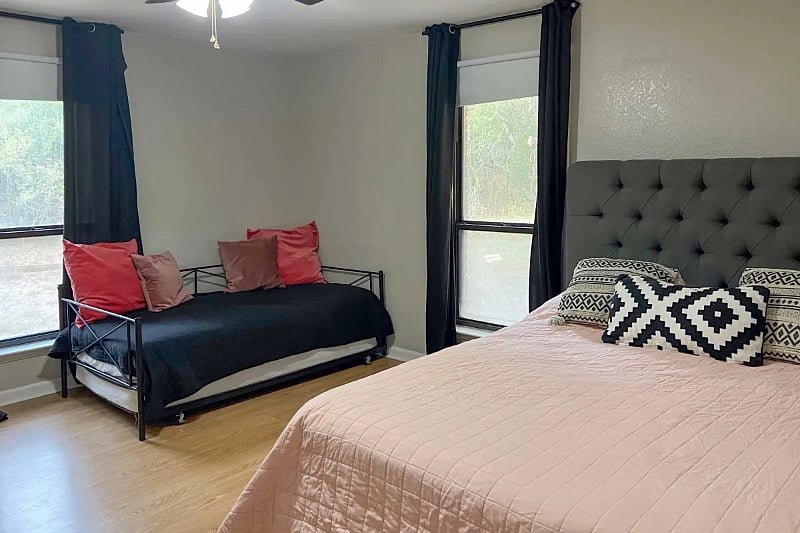 Furnished Finder property 477231_1 photo 8