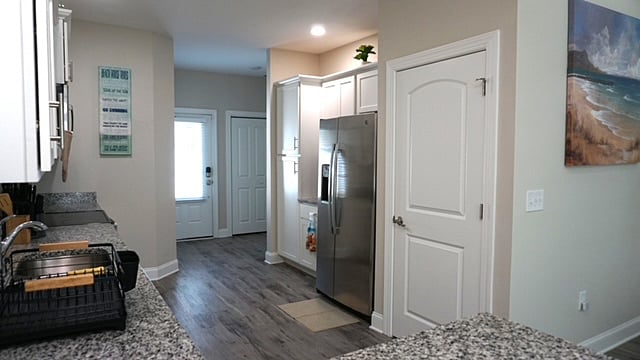 Furnished Finder property 477291_2 photo 10