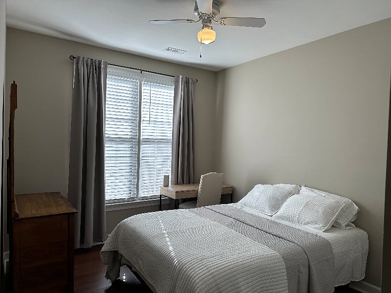 Guest bedroom