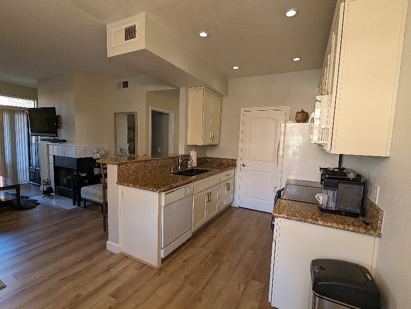 Furnished Finder property 477443_1 photo 9