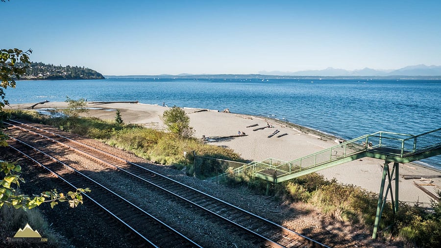 Half mile to a 200 acre park, Carkeek.