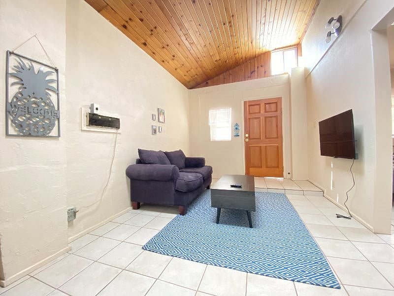 Furnished Finder property 477581_1 photo 3