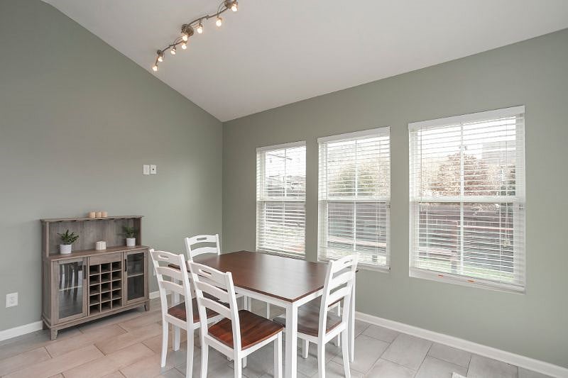 Furnished Finder property 477640_1 photo 21
