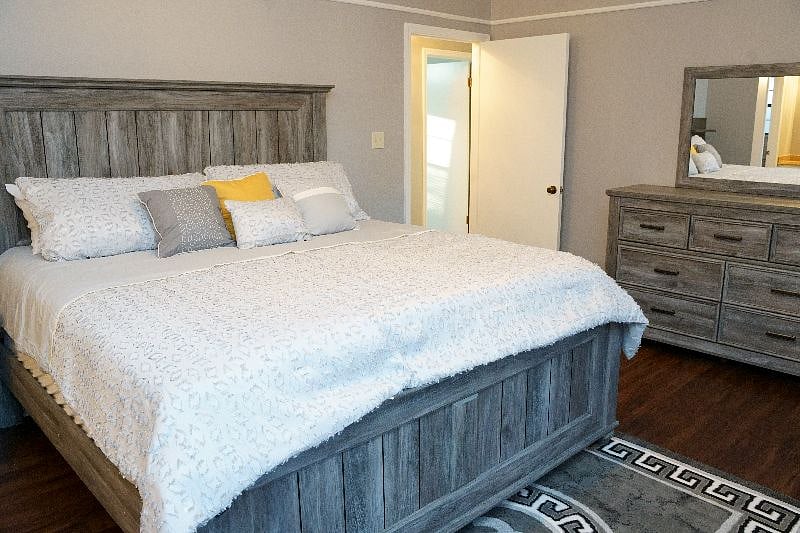 Master Suite With Plenty Of Storage and Drawer Space
