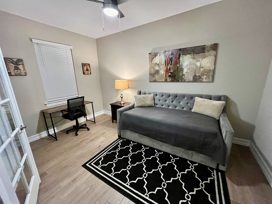 Furnished Finder property 477692_1 photo 18